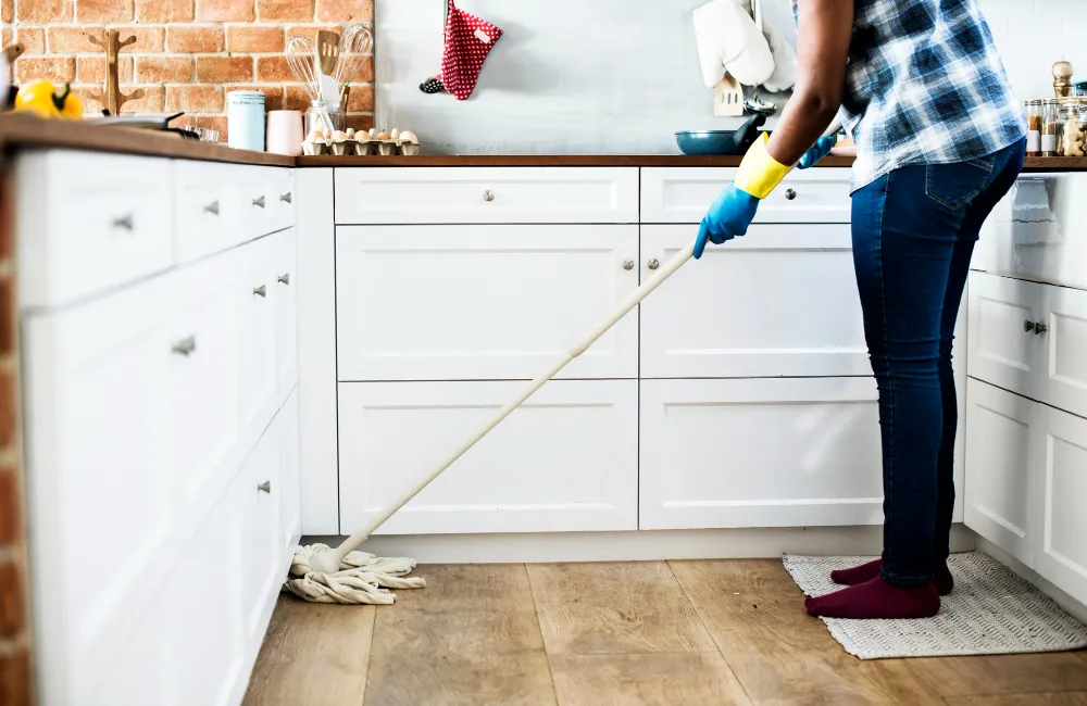 Kitchen Deep Cleaning